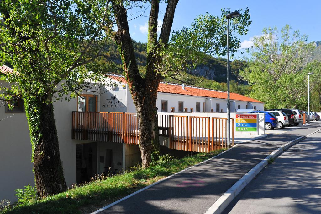 Ajdovščina 阿吉多维斯克纳青年旅舍旅舍 外观 照片